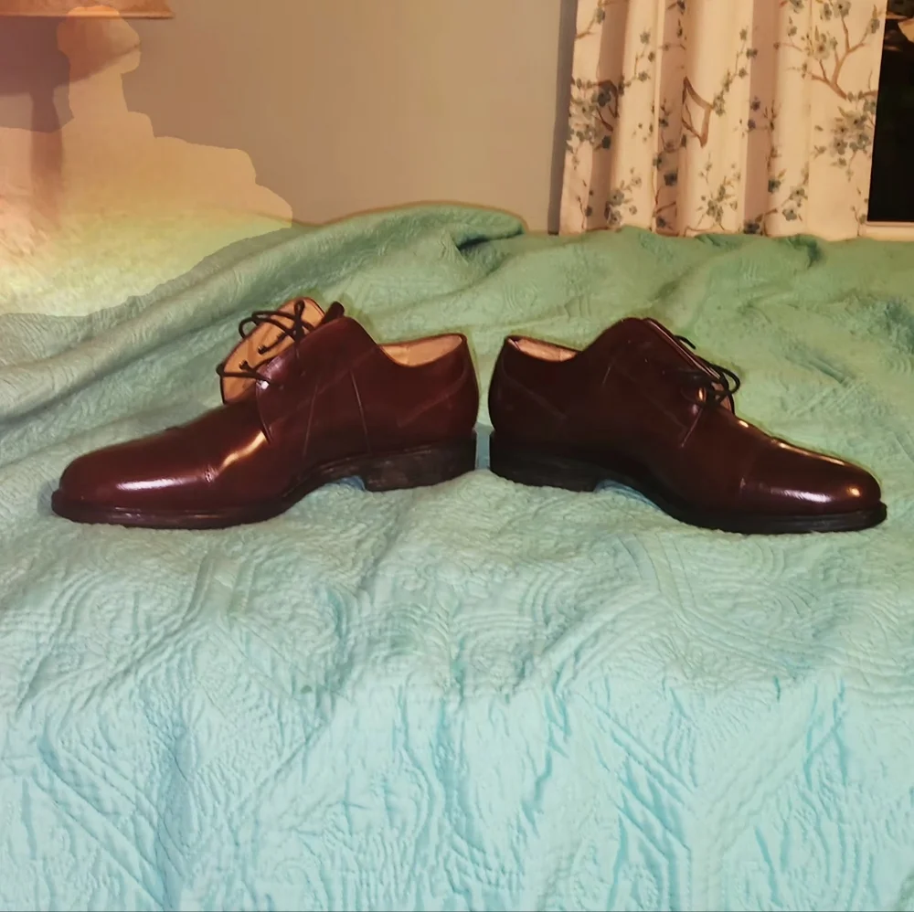Classic Style Jos. A. Bank Brown Leather Cap Toe Oxfords – Size 10.5- MAKE OFFER